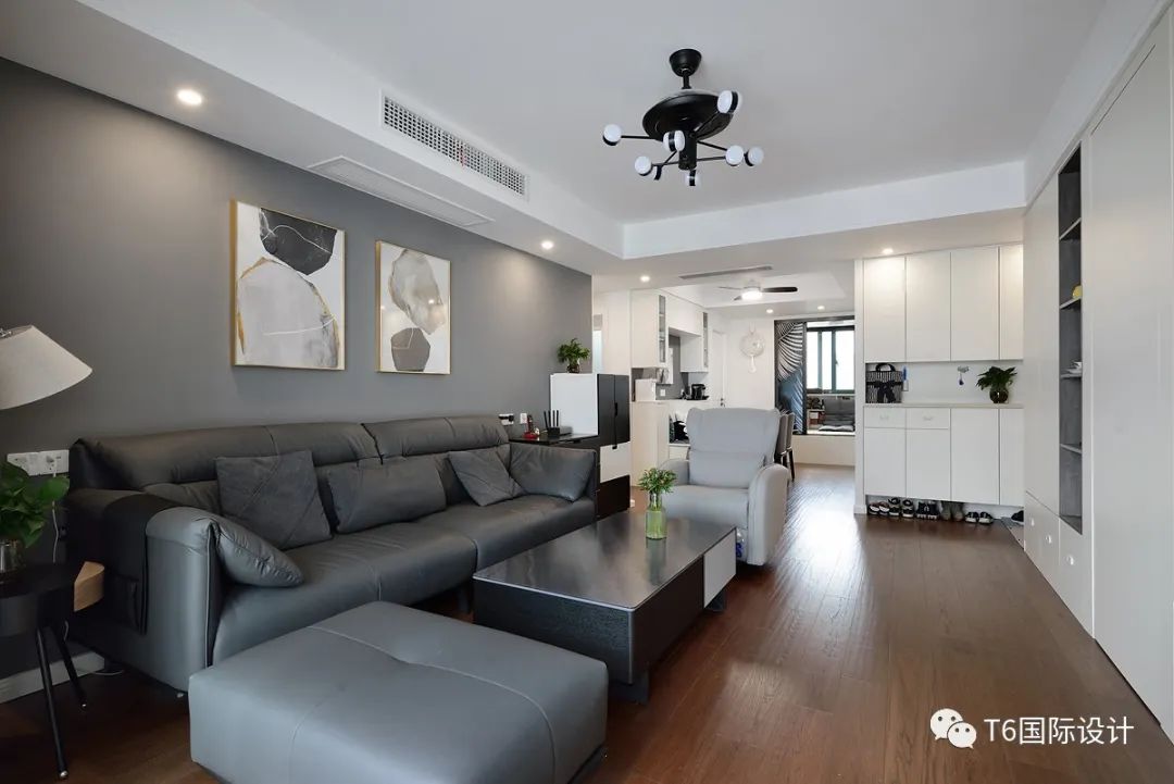 现代简约风五口之家丨中国闵行丨刘华阳-1