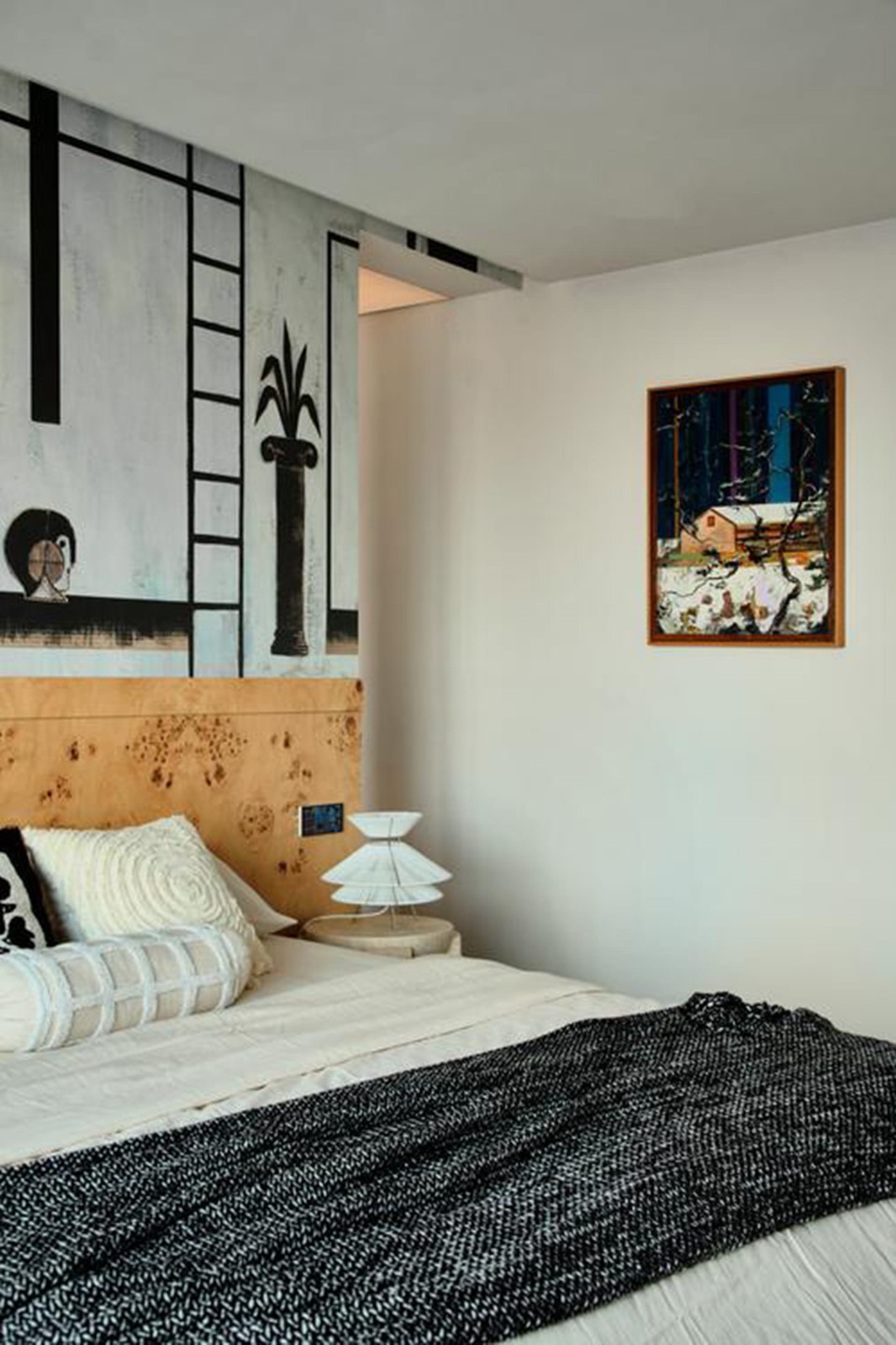 现代折衷与艺术的交织:复式空间“不被定义的家”设计丨HURR赫设计-41