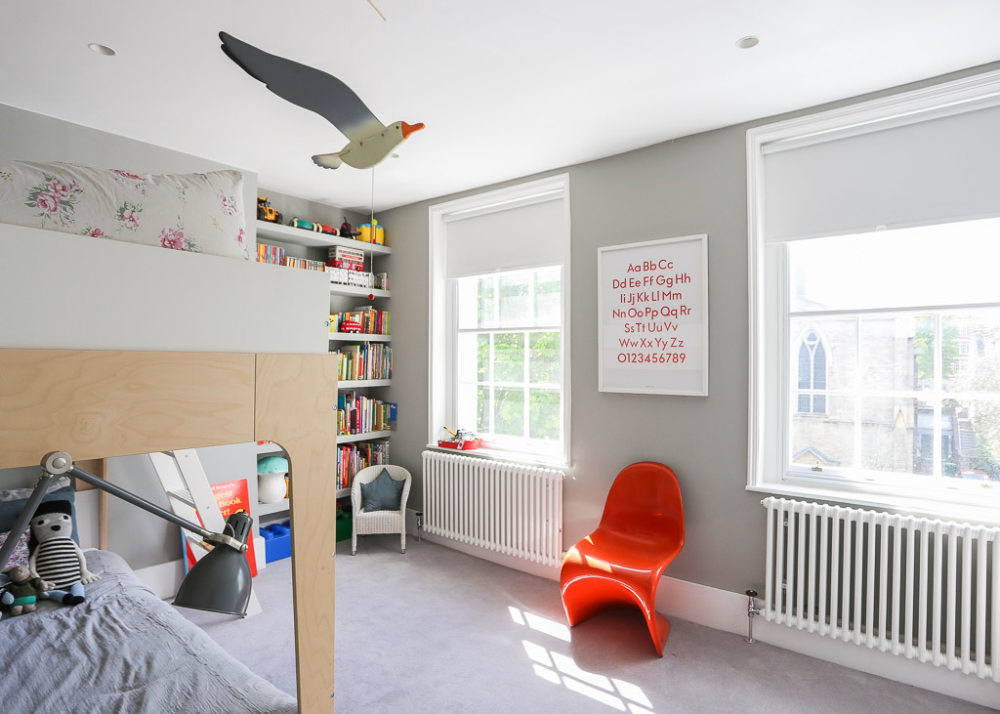 伦敦设计师夫妻档的现代住宅 | 温馨与创意的完美结合-9