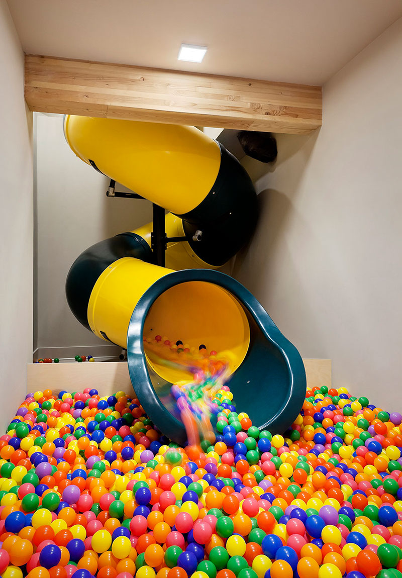 华盛顿森林里的现代家庭度假屋-20