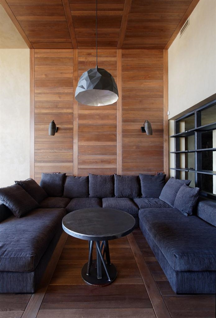 俄罗斯 18 层顶层公寓,多层次空间与自然金属元素的创新结合-33