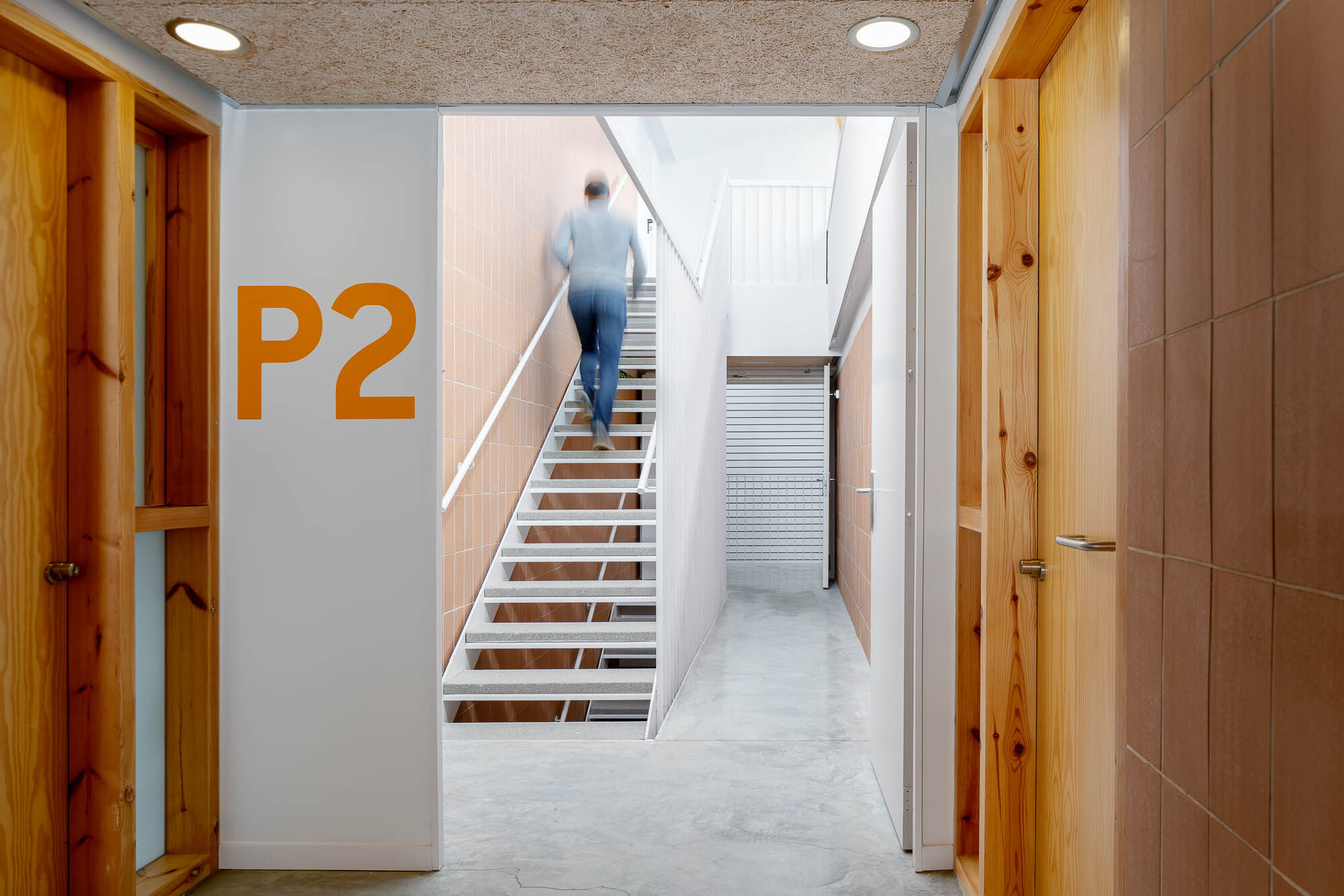 Taradell 庇护所住房丨西班牙丨Forgas Arquitectes,Gammarquitectura-17