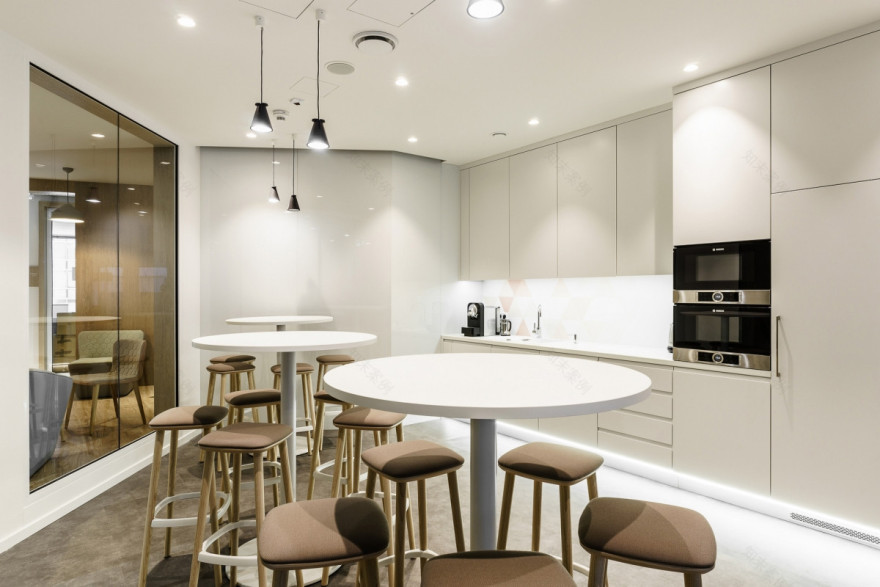 简约几何温馨和风,和 pharmaceutical Warsaw 办公室设计-10