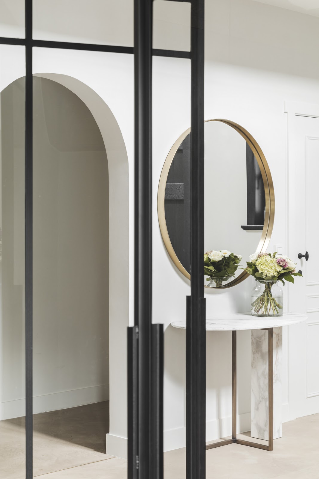 MIRROR ON THE WALL Marie Lecluyse Design-7