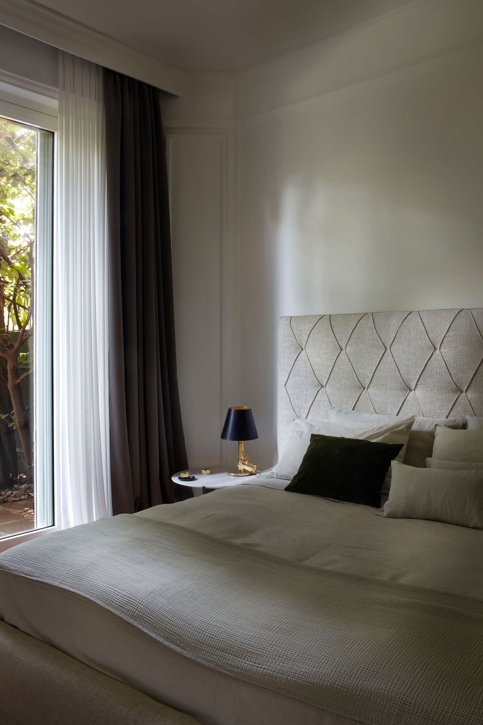 米兰市中心带秘密花园的公寓设计丨意大利米兰丨Dainelli Studio-23