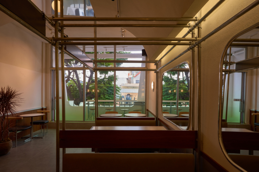 黑石头黎文师(这里ĐEN ĐÁ直译为黑石头,LÊ VĂN SỸ音译为黎文师 ,由于不清楚具体所指,可能翻译存在一定局限性) 丨越南胡志明市丨未明确提及设计公司,有主创人员信息-22