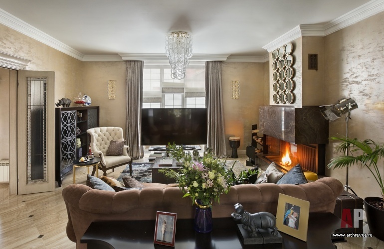 男士艺术装饰风格带殖民元素的联排别墅室内设计-14