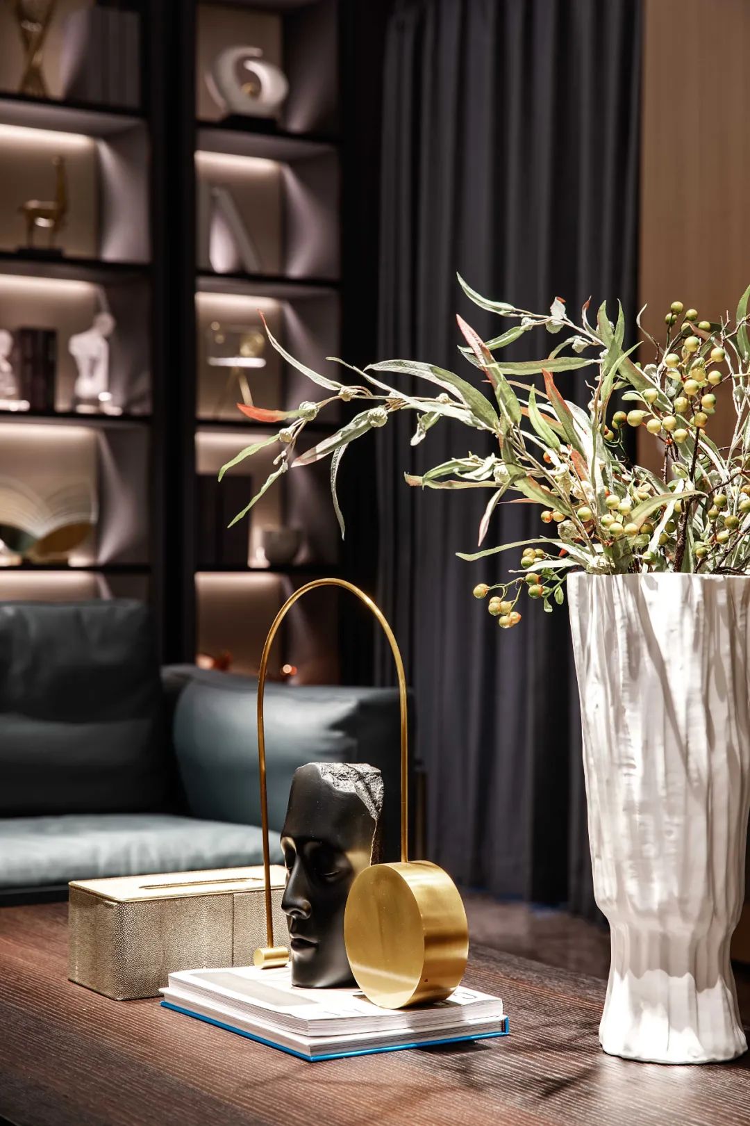 浙江宁波三雄木作展厅 | 木石交织的简约美学空间-17