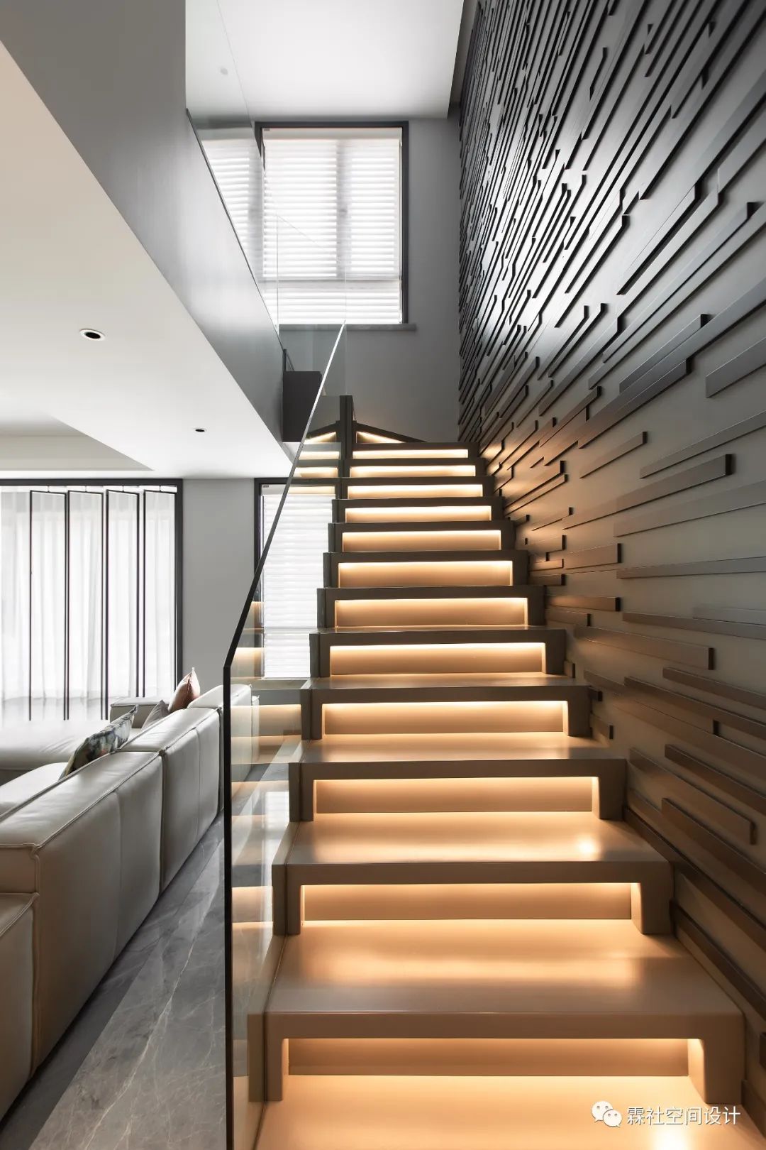 社长得奖作品   麦田星空-41