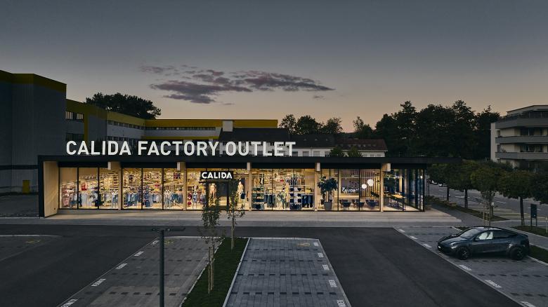 卡利达新工厂直销店丨瑞士丨TK Architekten-20