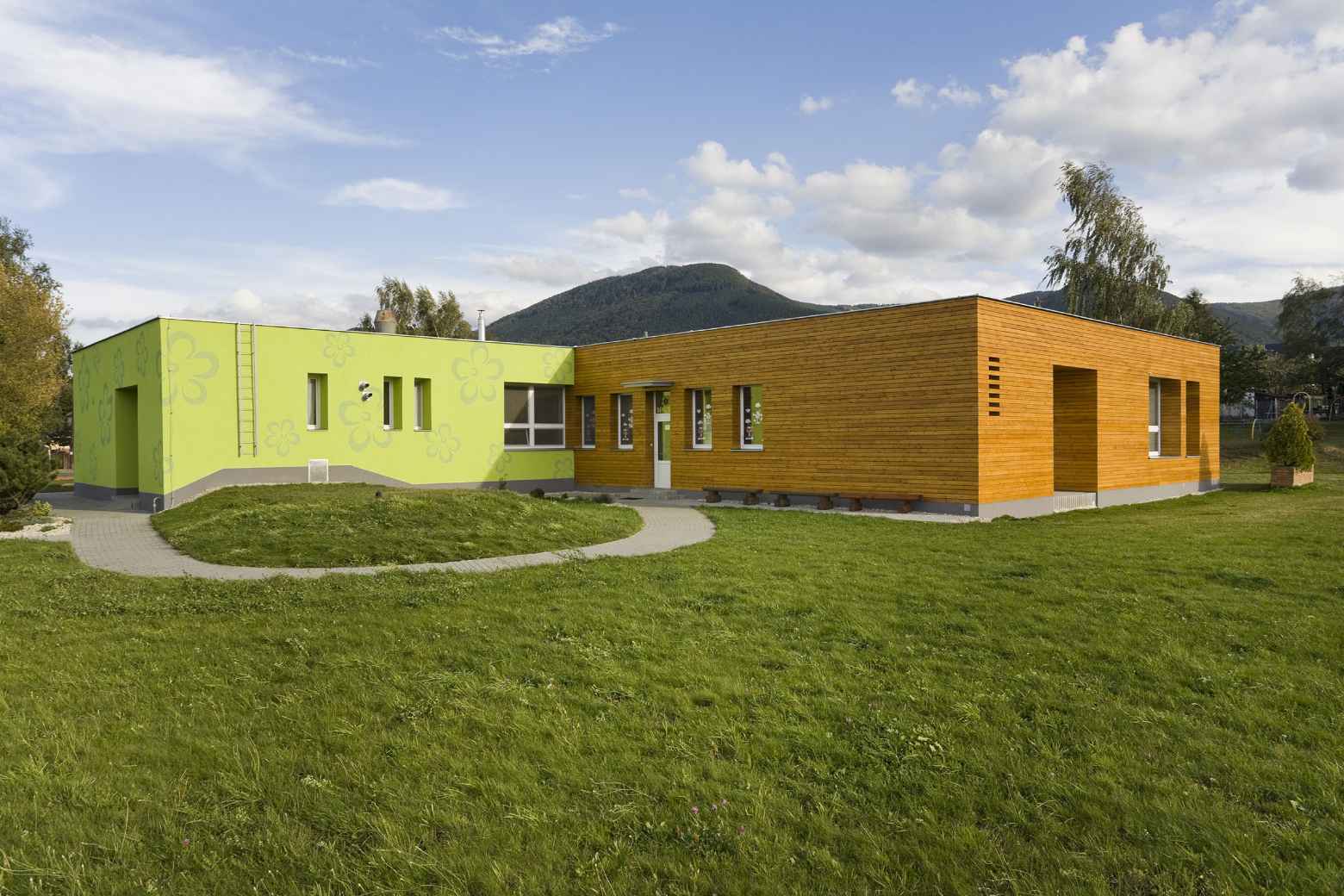 Trojanovice三座公共建筑外立面设计项目丨Kamil Mrva,合作人Lenka Burešová等-24