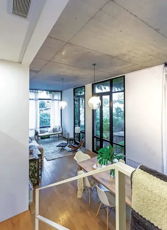 阿根廷复式公寓 | 建筑师马丁·贾斯珀的创意改造-4