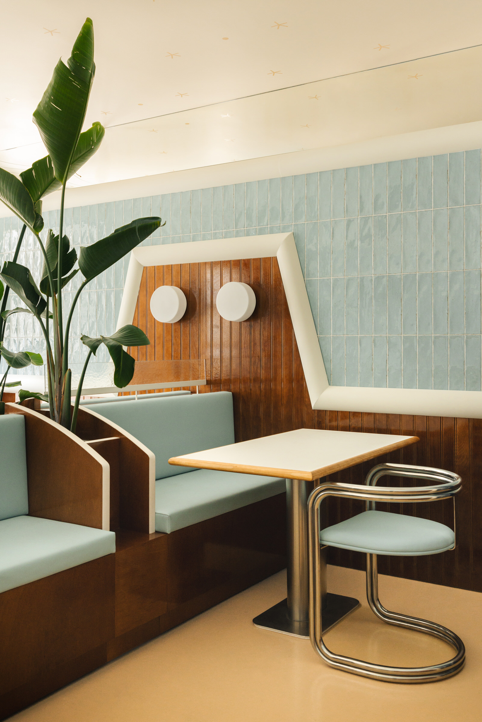 PNY Burger 餐厅丨法国南特丨Rudy Guénaire-9