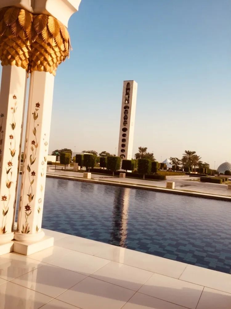 谢赫扎伊德清真寺 | 伊斯兰艺术与建筑的璀璨瑰宝-33