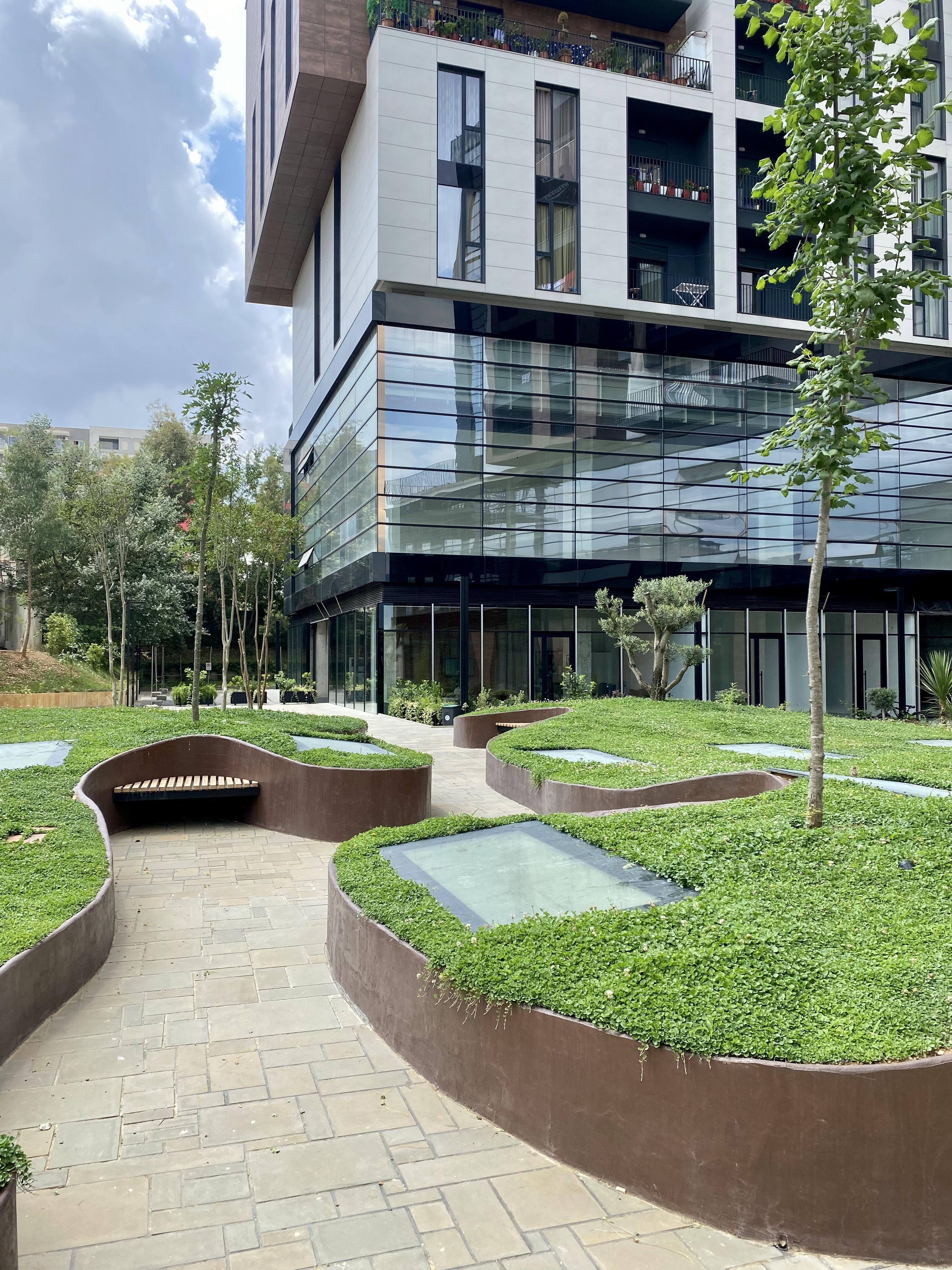 Milo 2000 景观设计丨阿尔巴尼亚地拉那丨Ridi Milo-2