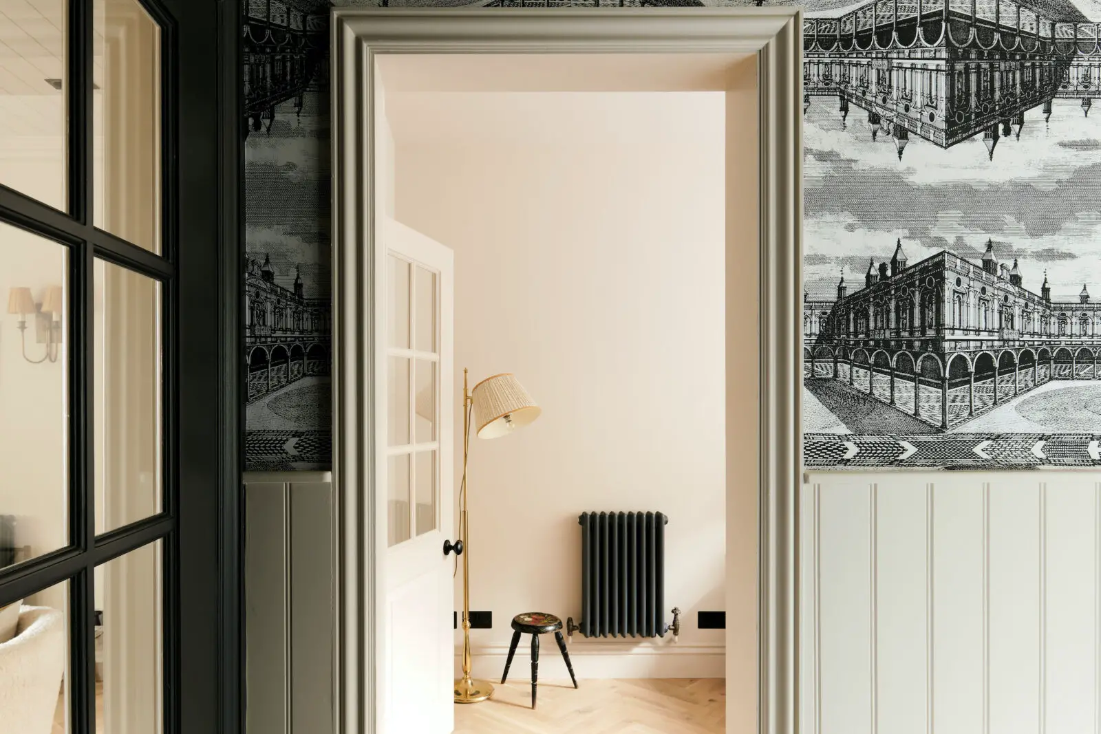 乔治·奥威尔故居 | 粉色厨房的复古与现代完美融合-10