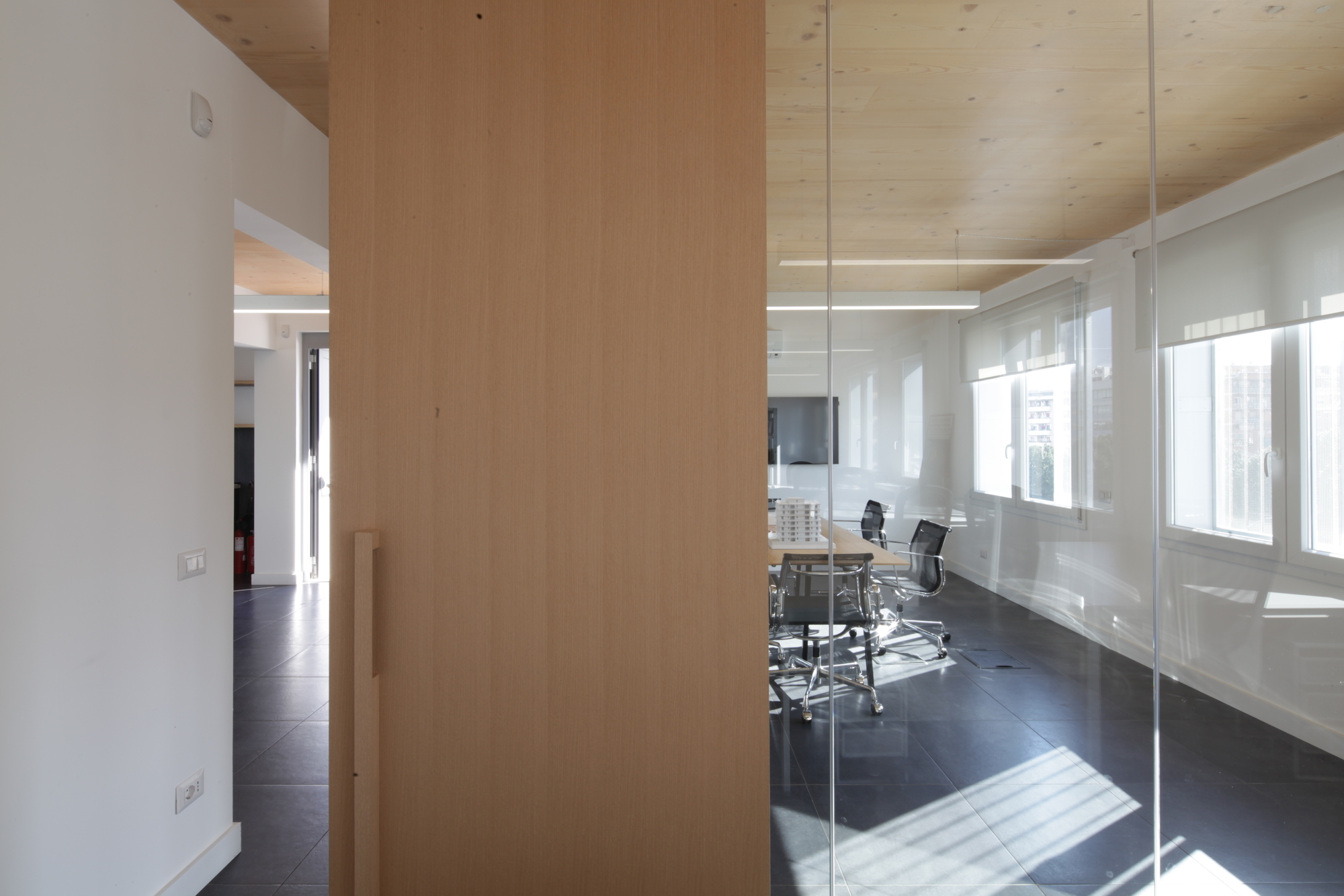 IT'S Studio 丨别墅建筑丨 HUB——工业遗址上的创新之作-21