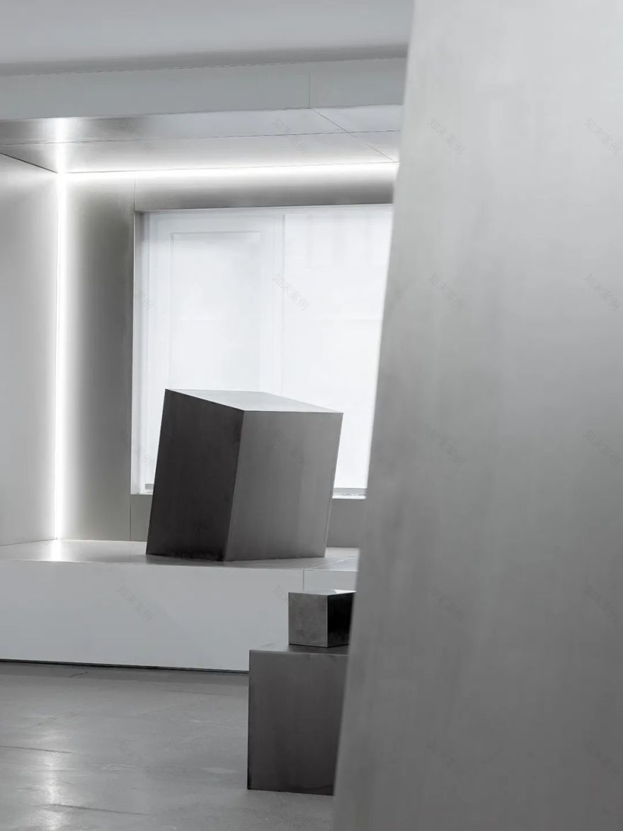 无限空间 · LOVIVO gallery 概念展厅设计丨中国沈阳丨白菜设计-27