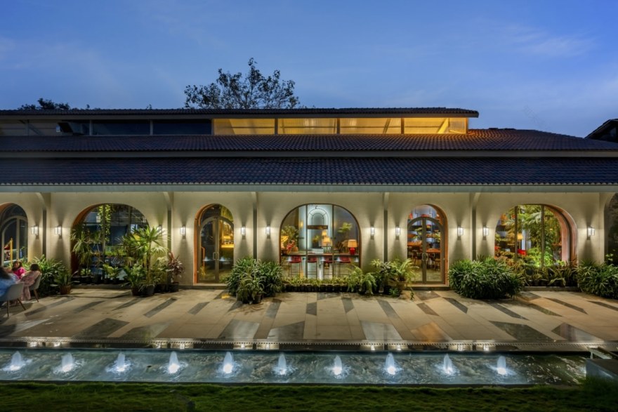 印度酒吧"The Brewery"设计丨THE CROSSBOUNDARIES-8