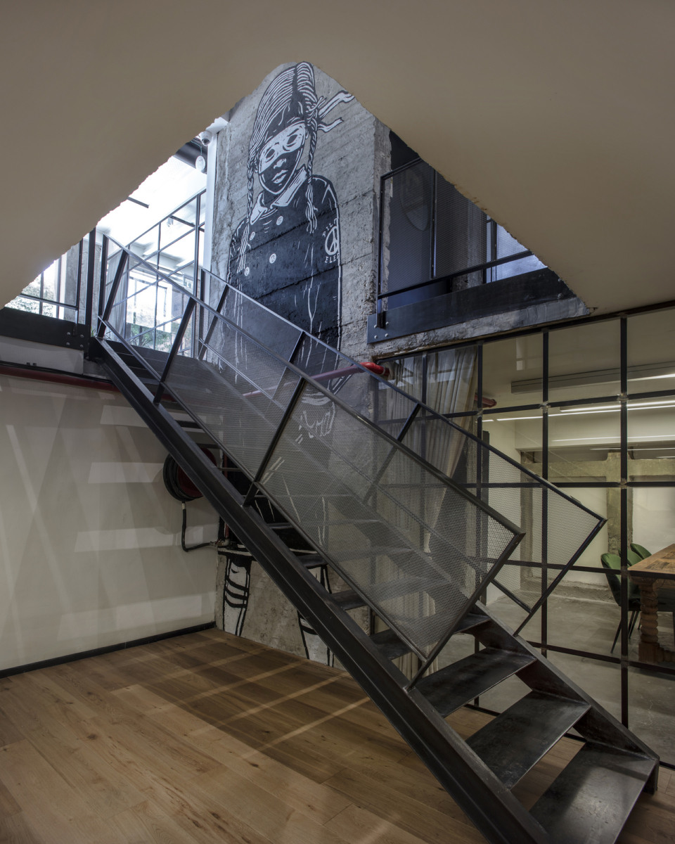 工业风科技办公室设计，展现灵活空间魅力-16