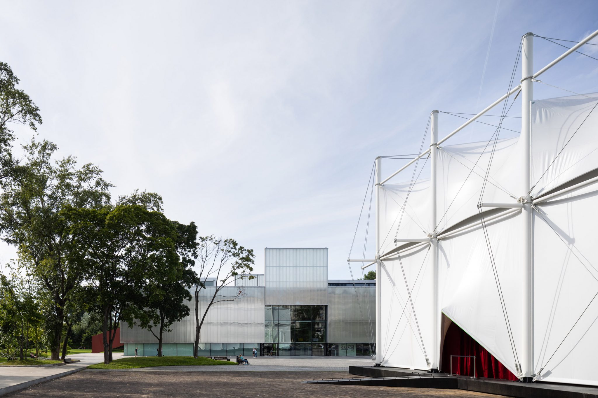 莫斯科临时影院“车库屏幕”-24