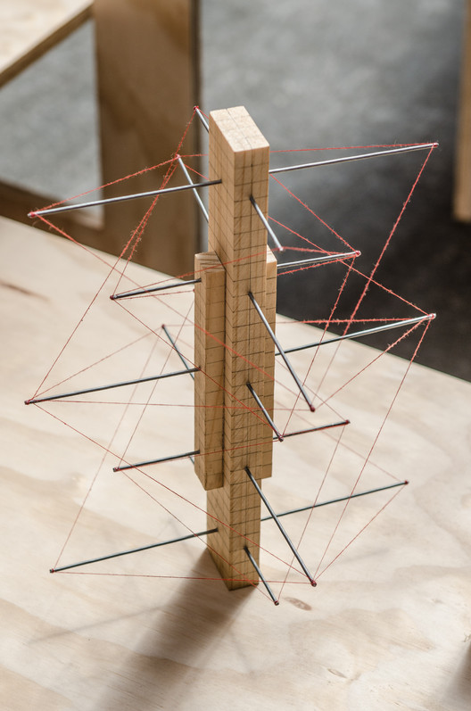 'Arquitectura y Madera'展览丨智利丨圣塞瓦斯蒂安大学建筑学院-11