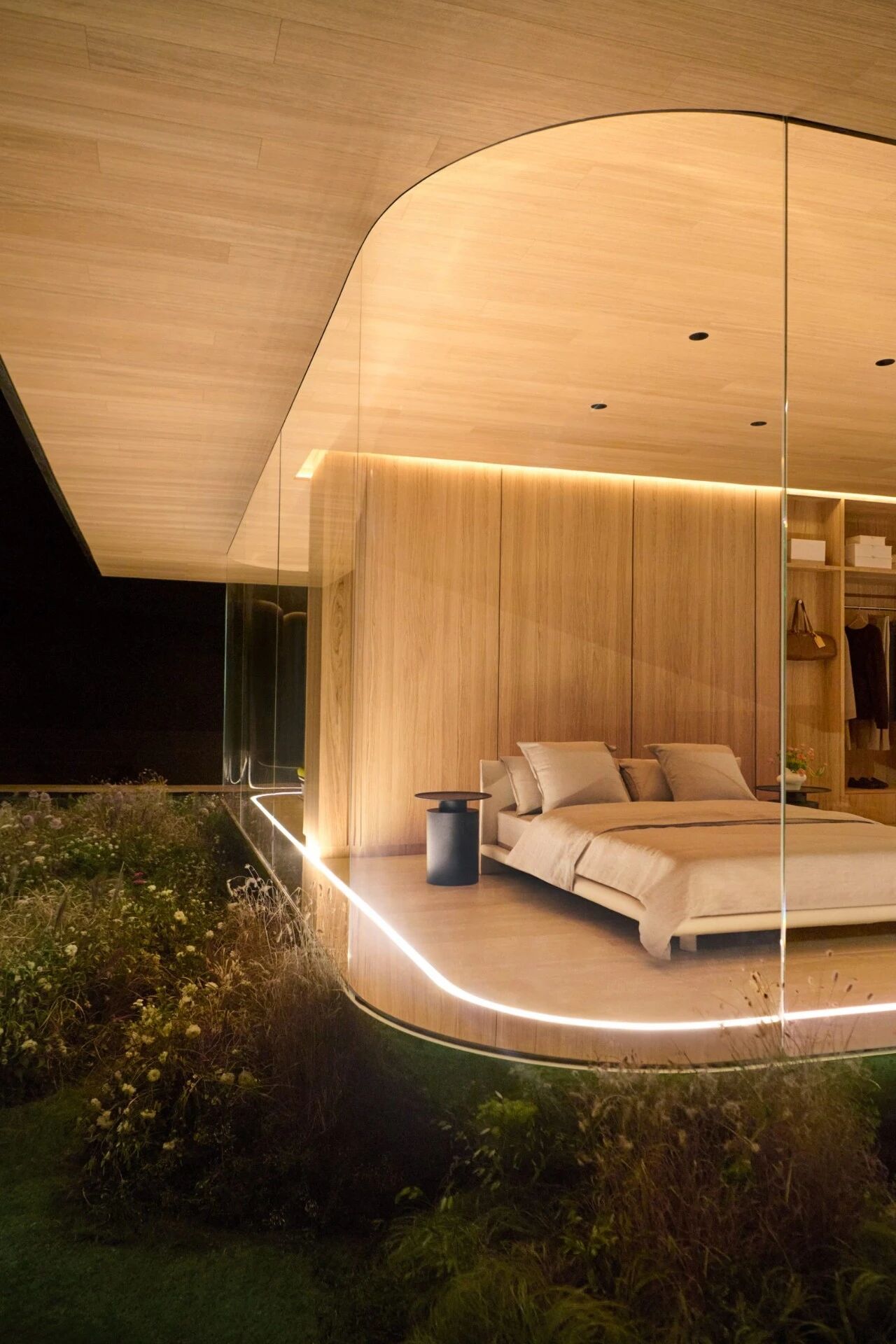 路易威登2026秋冬男装秀场丨法国巴黎-48