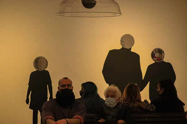 回声,一座城市的反射(注:refle·os推测应为reflejos,西班牙语反射、反响之意) -91