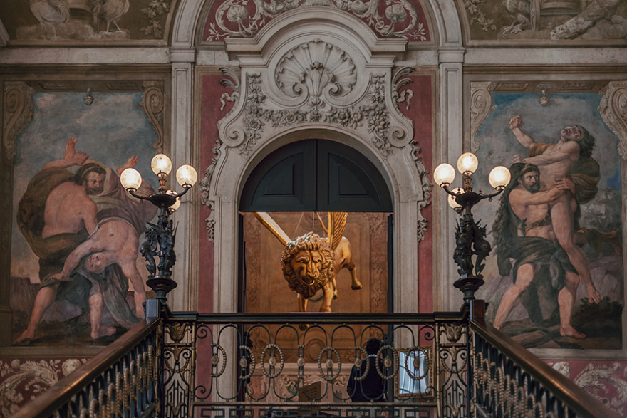 葡萄牙里斯本“帕拉西奥·恰多”宫殿奢华变身派对餐厅-2