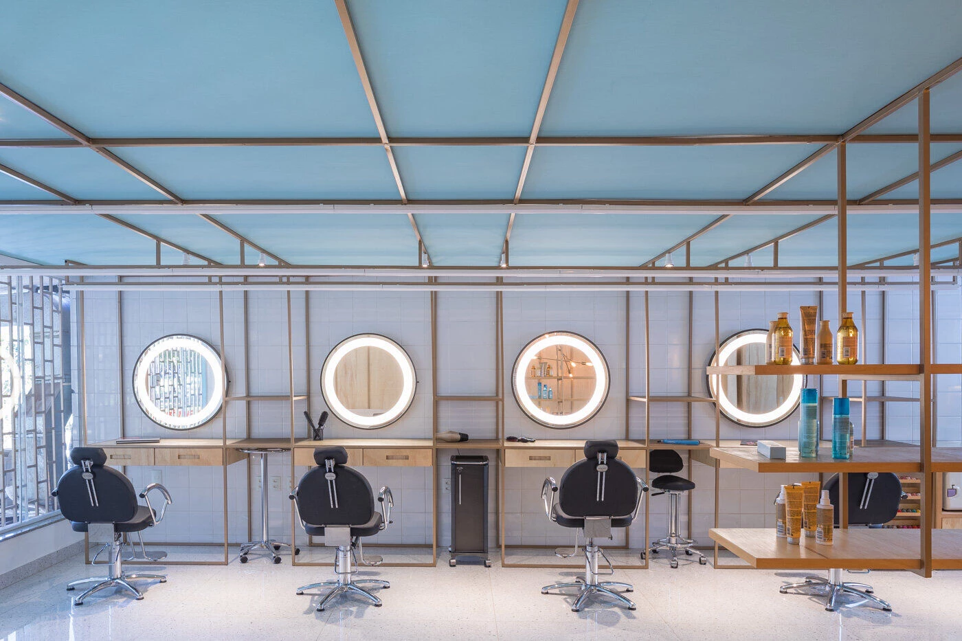 内尔美发沙龙丨巴西巴西利亚丨mínimo arquitetura e design-14