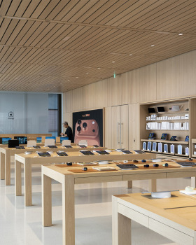 苹果银座店焕新丨日本东京丨Foster + Partners