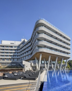 济州岛悬崖酒店丨韩国丨Soltozibin Architects