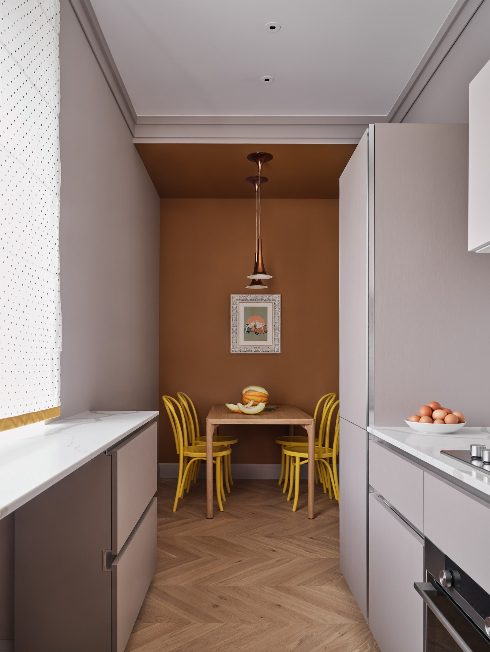 莫斯科历史建筑中的现代公寓设计-24