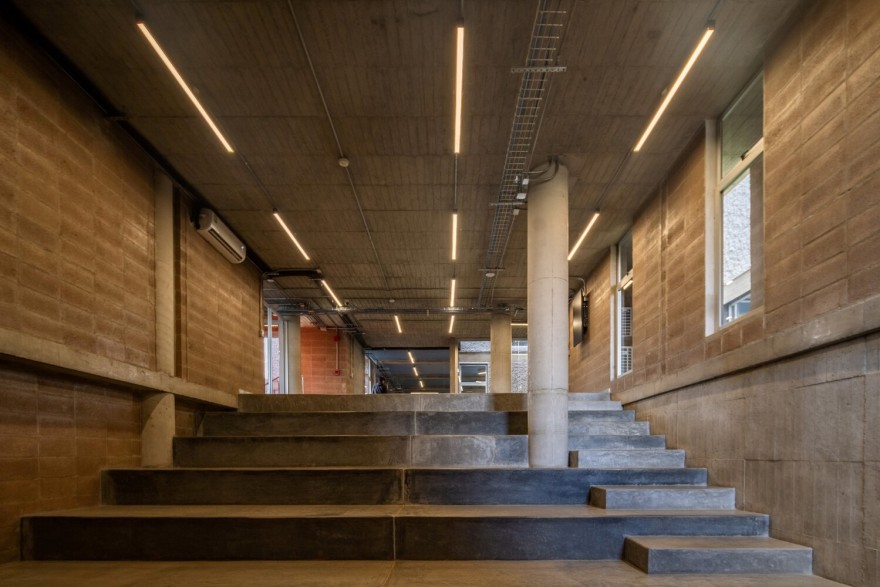 委内瑞拉 Alcaraván Technological 办公楼丨卡洛斯·安东尼奥·佩雷斯·埃尔南德斯-33