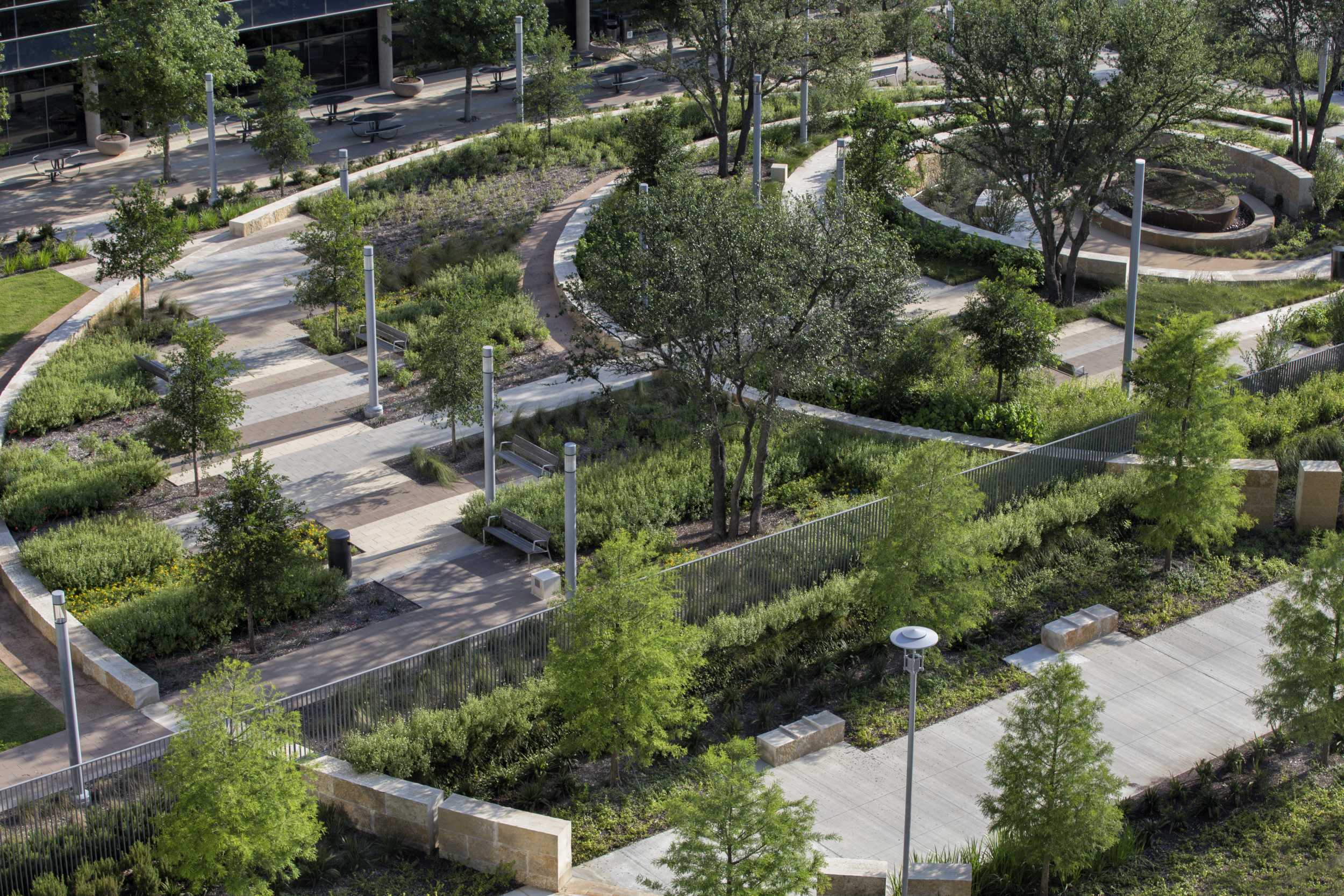 美国新帕克兰医院修复性景观-2