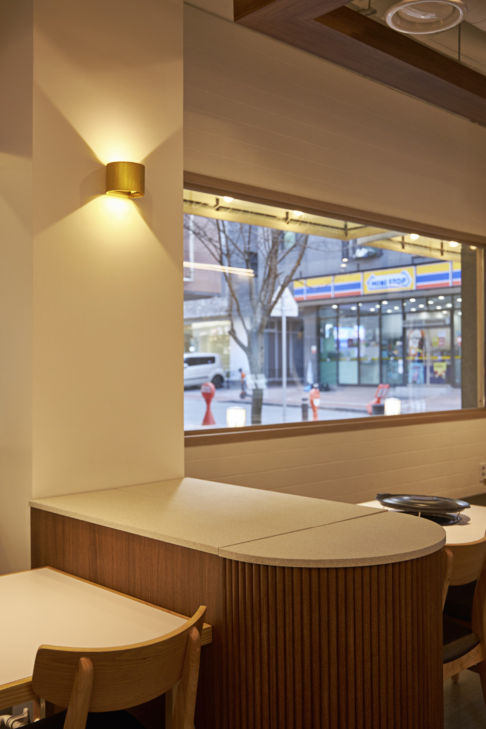 30 坪韩式小屋，照明点亮温馨空间-18