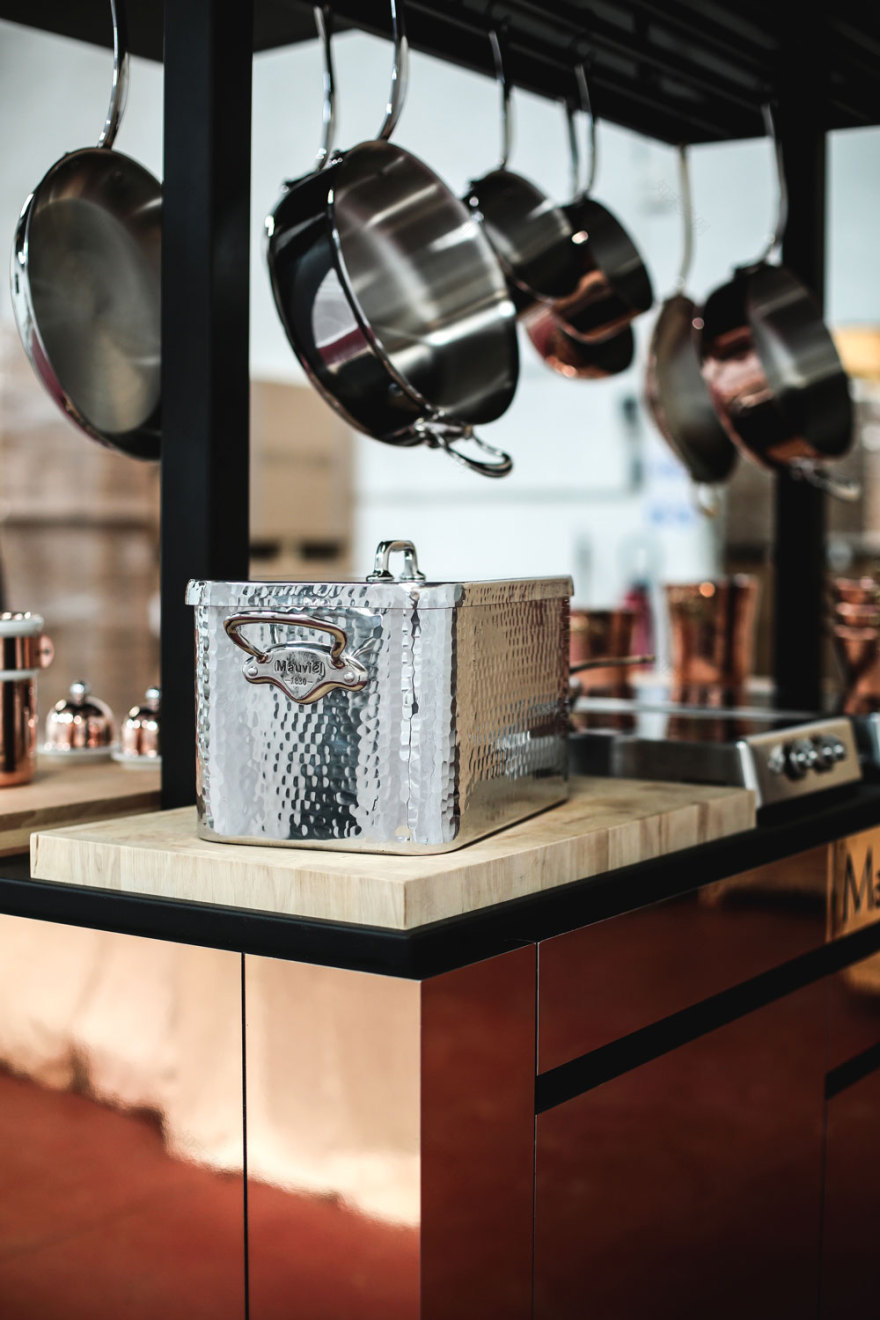 莫维耶1830 变形煲(注:Transformer bo·这里bo·不完整,推测可能是煲相关单词,若有更准确信息可进一步完善) -14