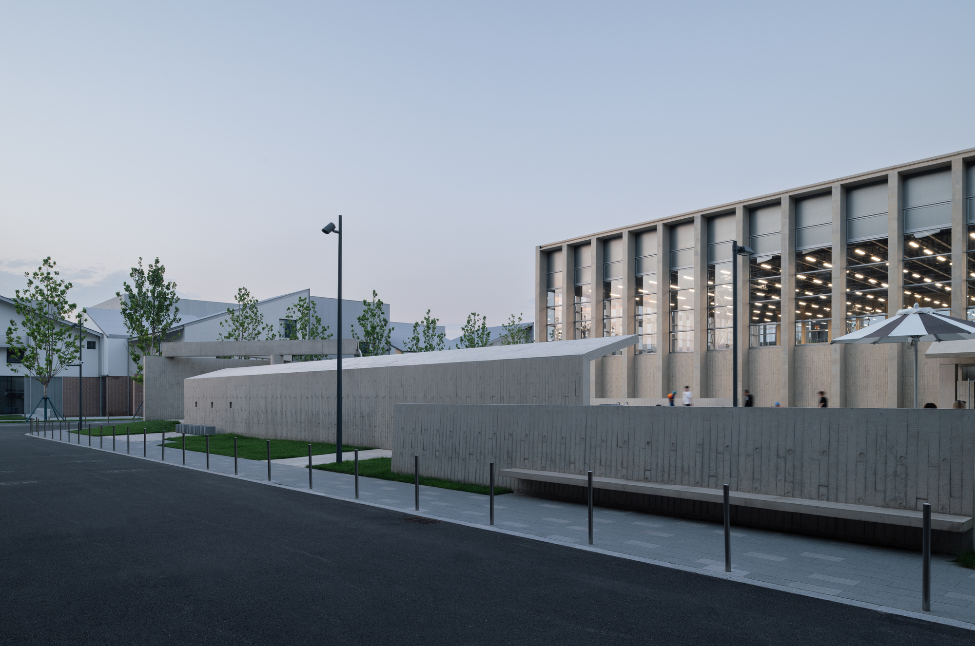 Aranya North Shore Community Sports Center / Atelier XÜK-20