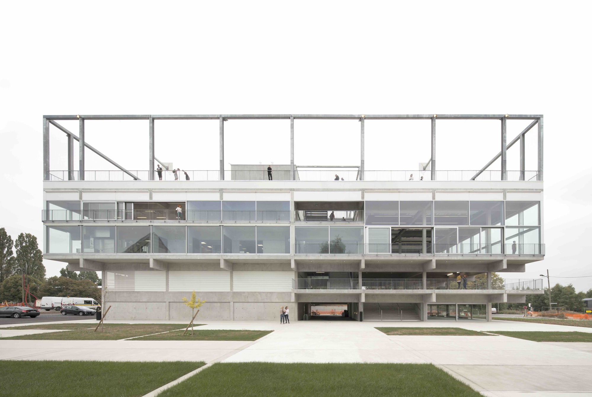 公共冷却器 | 巴黎萨克莱新校区的共享空间-14