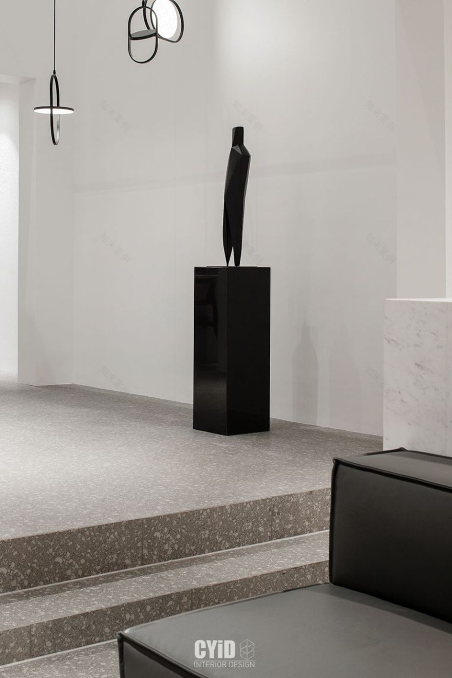 旋转艺术楼梯 x Mid-Century 家居风,打造治愈系生活空间-29