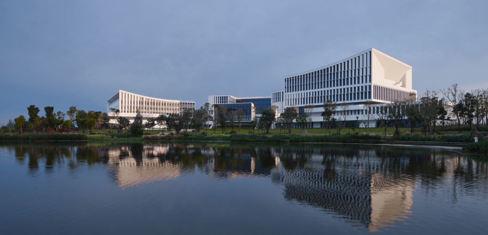 成都市羊安产业园区科创中心丨中国成都丨天津大学设计总院·顾志宏工作室-10