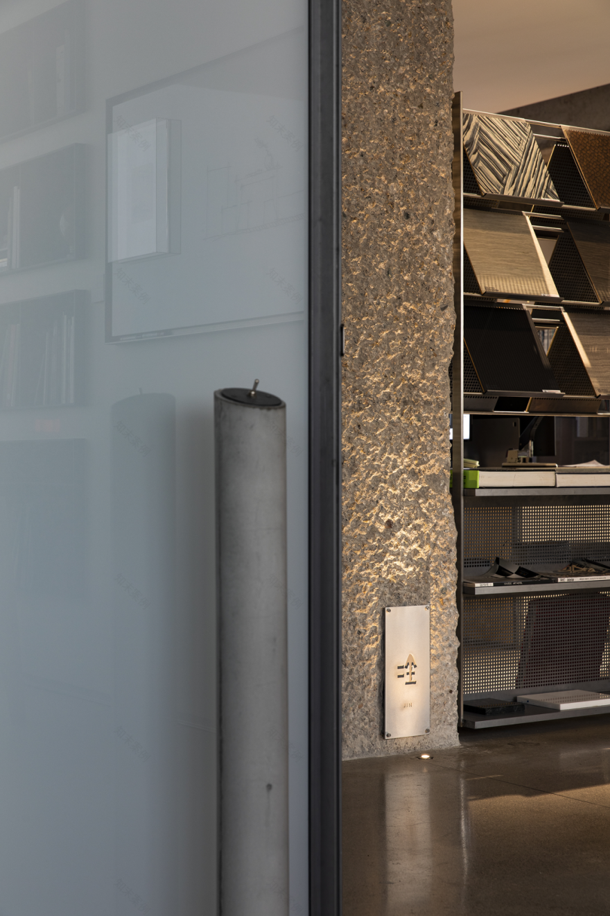 岩肆拾陸號 · 秩序且深邃的场域丨中国厦门丨岩肆拾陆号建筑装饰设计(厦门)有限公司-40