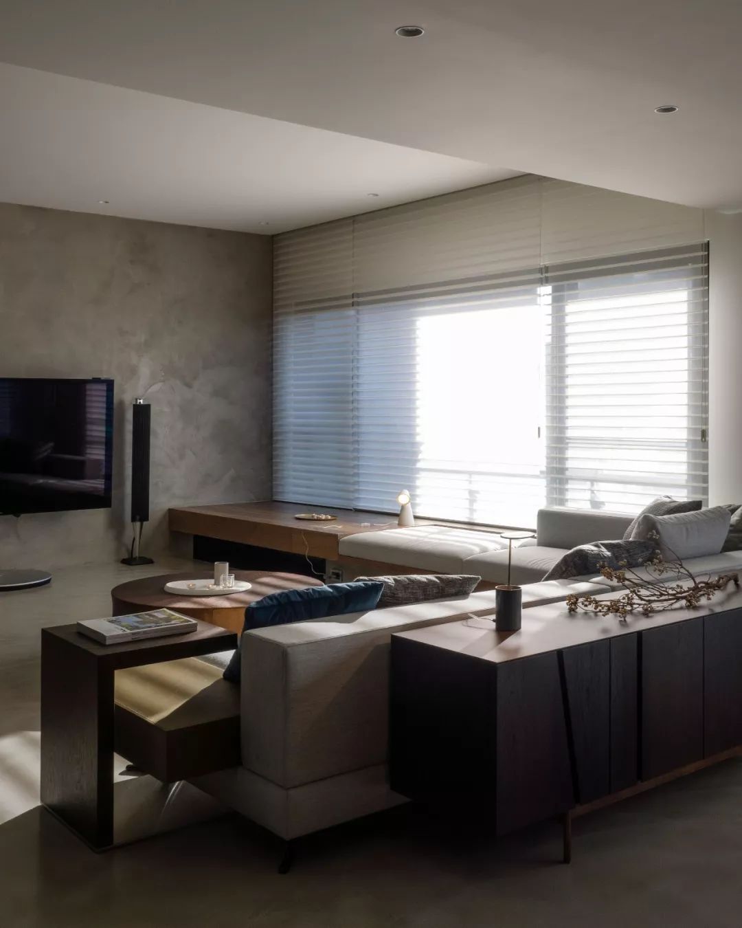 现代精致混搭风的居住空间-10