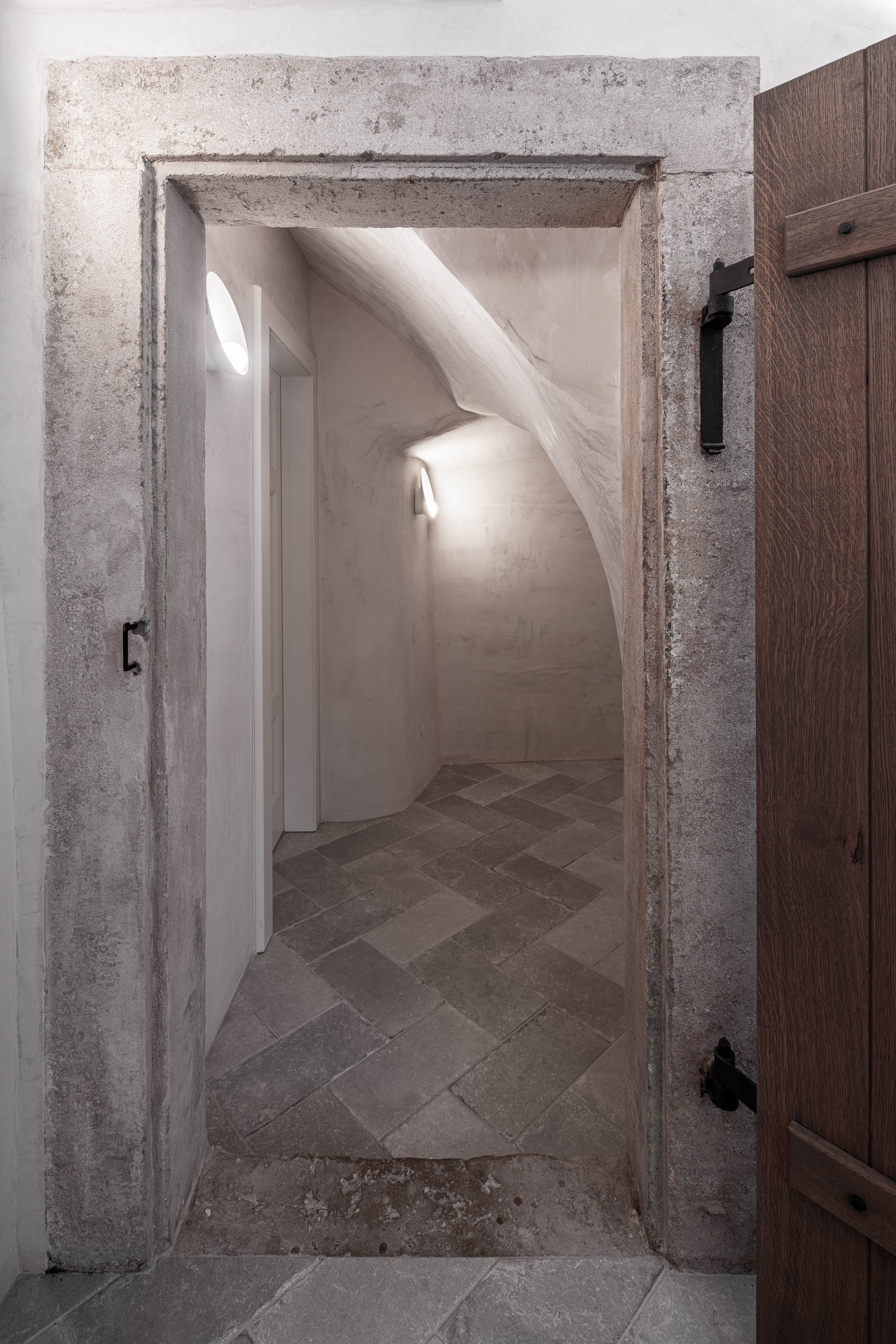 墙屋丨捷克丨OOOOX-32