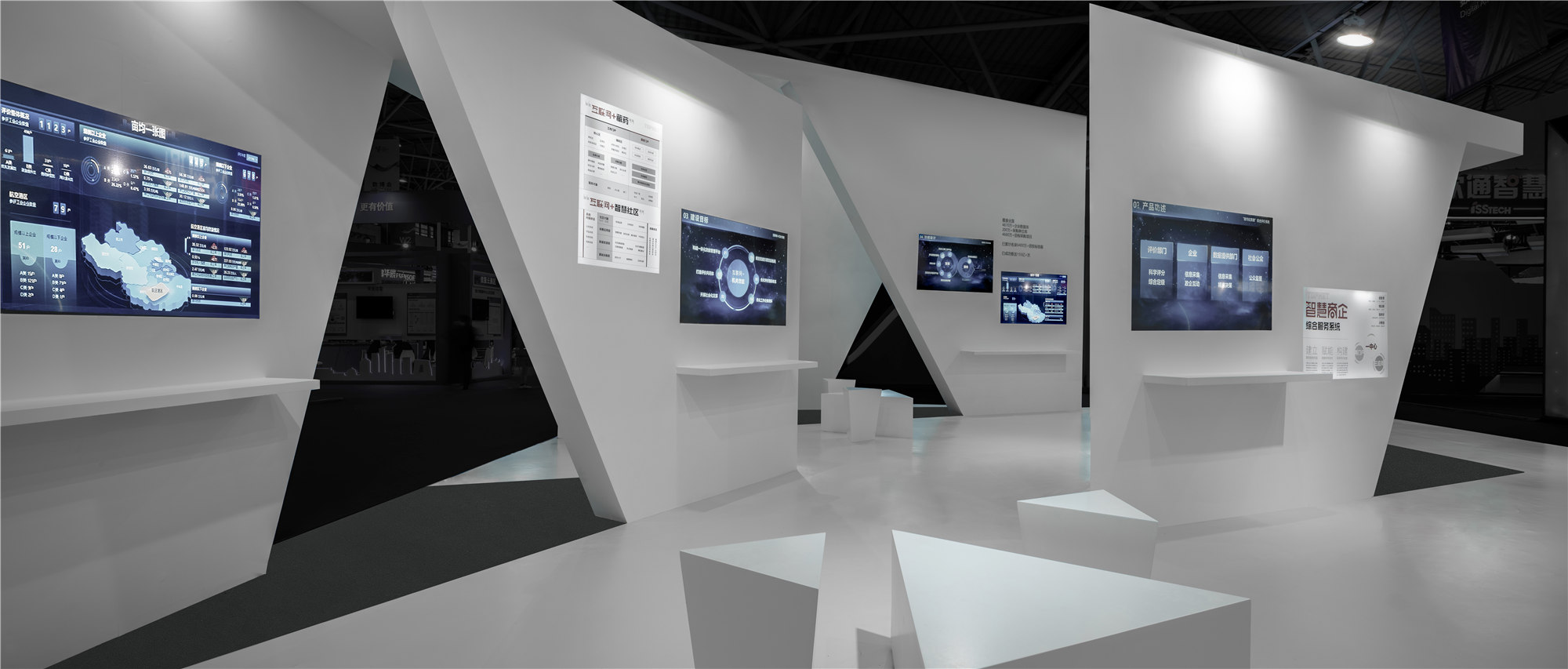 一张折纸:拓普丰联企业展厅丨中国贵阳丨北京班得建筑设计有限公司-4