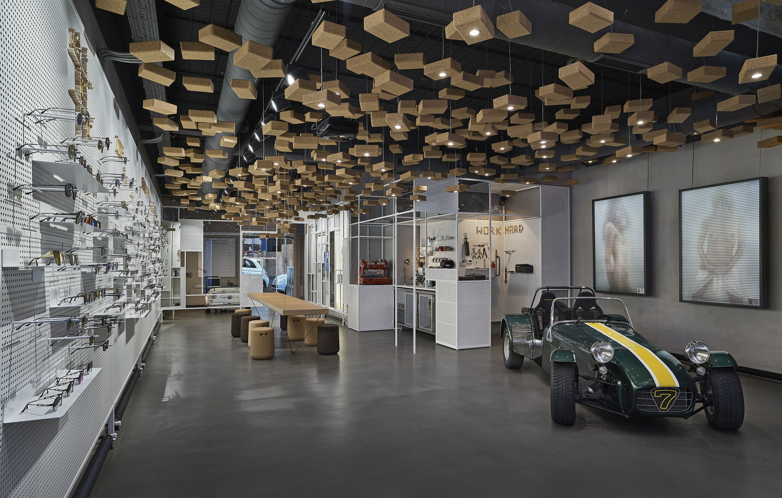 伊斯坦布尔 Eye-D 多用途空间 | 非凡材料打造互动体验-52