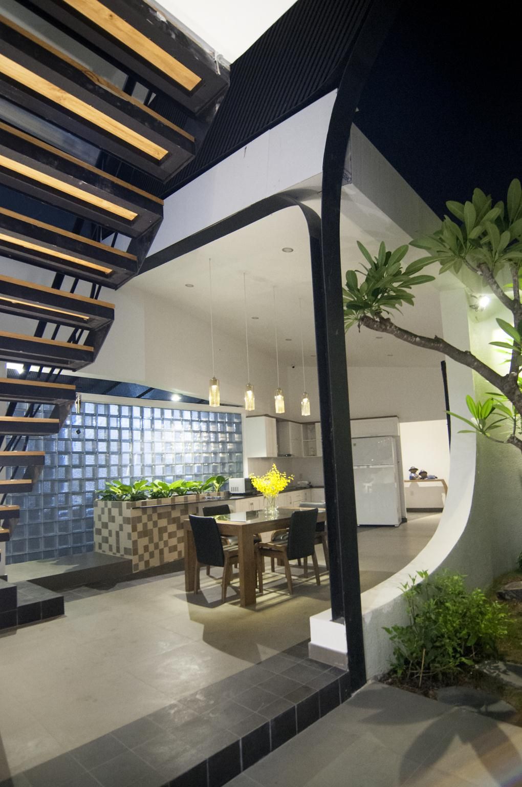 Cải tạo nhà ở quận Tân Phú: Ngôi nhà dành cho mẹ / Đêm trắng Studio-3