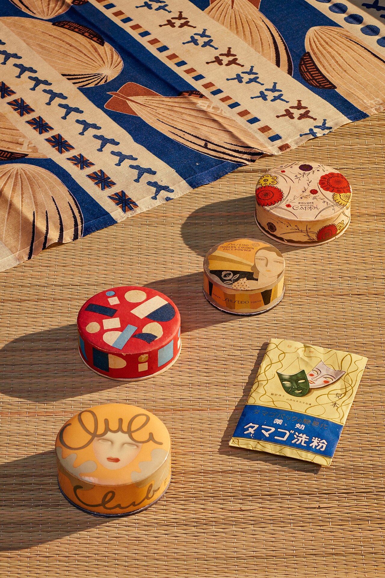 日本现代主义 · 从女性视角看社会变革-7