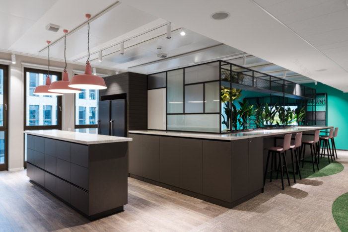 德国汉堡 Euler Hermes 新总部——绿色生物友好型办公空间-34