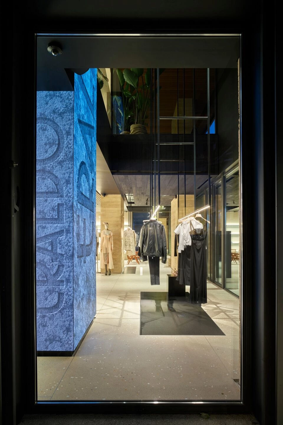 埃拉尔多商店丨意大利丨Parisotto + Formenton Architetti-34